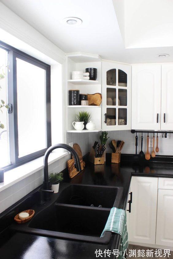 水槽|厨房小东西多,打再多的橱柜,远不如在这3个地方预留10公分实用