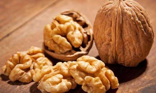 乌黑|经常吃这5种天然“生发剂”，秀发乌黑，再也不担心掉头发了