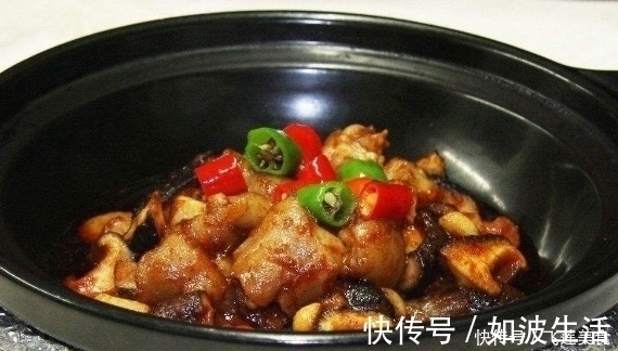 炖猪蹄时用砂锅还是高压锅?很多人用错了,难怪猪蹄不香不出胶