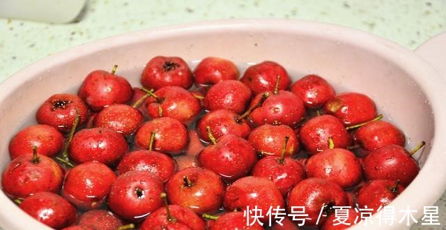 酸甜|自制山楂糕，无添加，酸甜可口又开胃，好吃还健康，小孩子都爱吃！