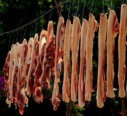 腌腊肉，放多少盐才对？记住这个比例，又香又入味，不发霉不变臭