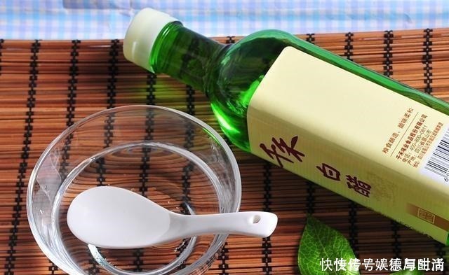 调味料|厨房一种调味料，养花3个用法，分分钟拯救黄叶，比硫酸亚铁都强！