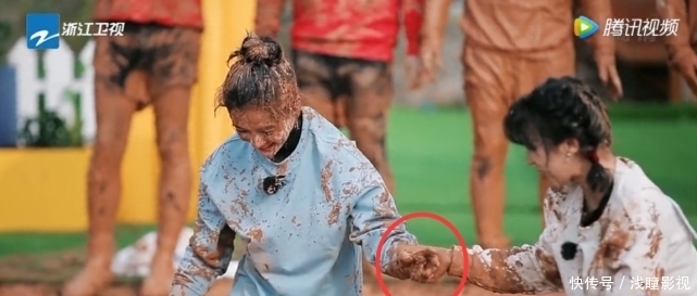 b开撕?baby与《跑男》节目组闹翻将退出?经纪人回应!