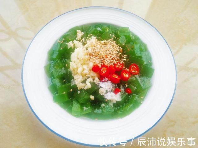 黄瓜汁|它常被人们当垃圾扔掉,搅一搅拌一拌就是解暑菜,清凉爽口