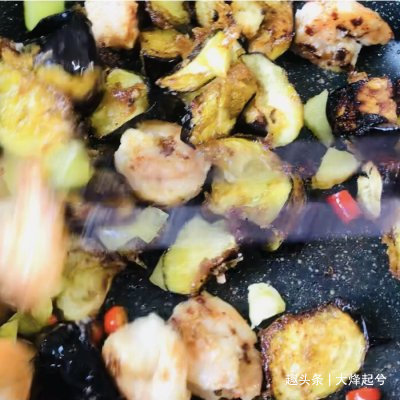 简单好上手的虾仁烧茄子，解决你的没胃口