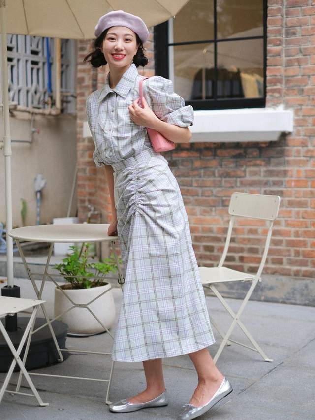 条纹上衣 想要穿出日杂风?不如试一试混搭,条纹上衣+直筒裤,实用又百搭