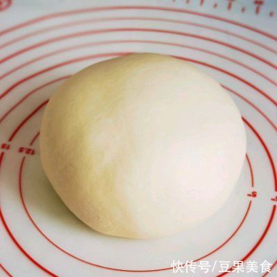 姑娘隔三差五就要吃牛肉汉堡，超好吃还不长肉