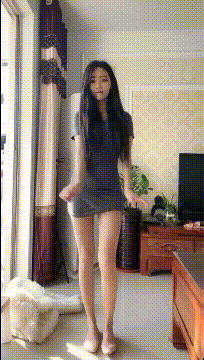 |搞笑GIF图:现在城市找不见土,只能吃砖头了