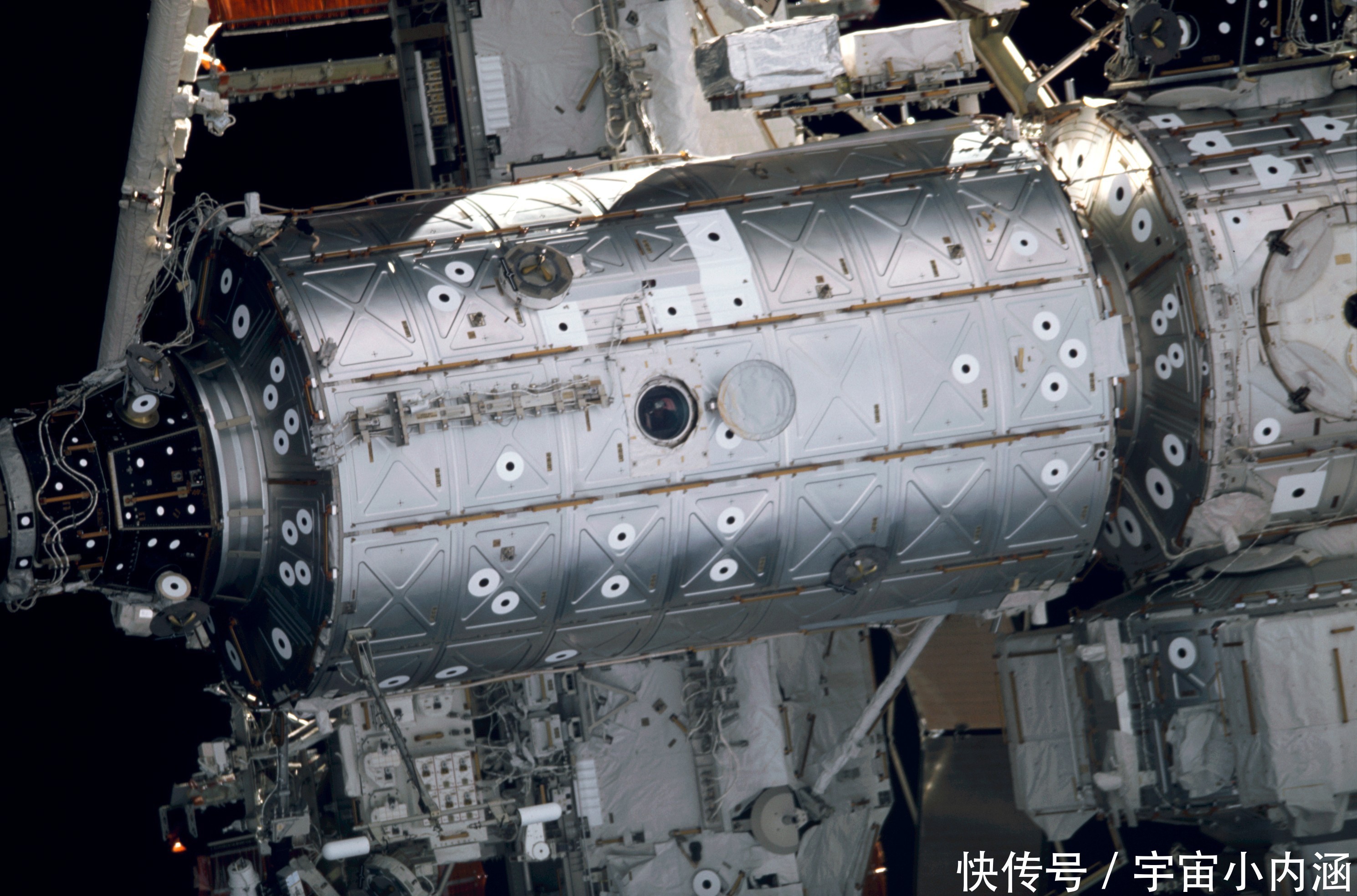天宫空间站两个核心舱,二期扩展工程宣示雄心!力压国际空间站