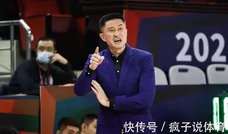 姜伟泽|琼斯渴望阻击广东男篮,杜锋变相激励年轻队员,目标冲击3连胜!