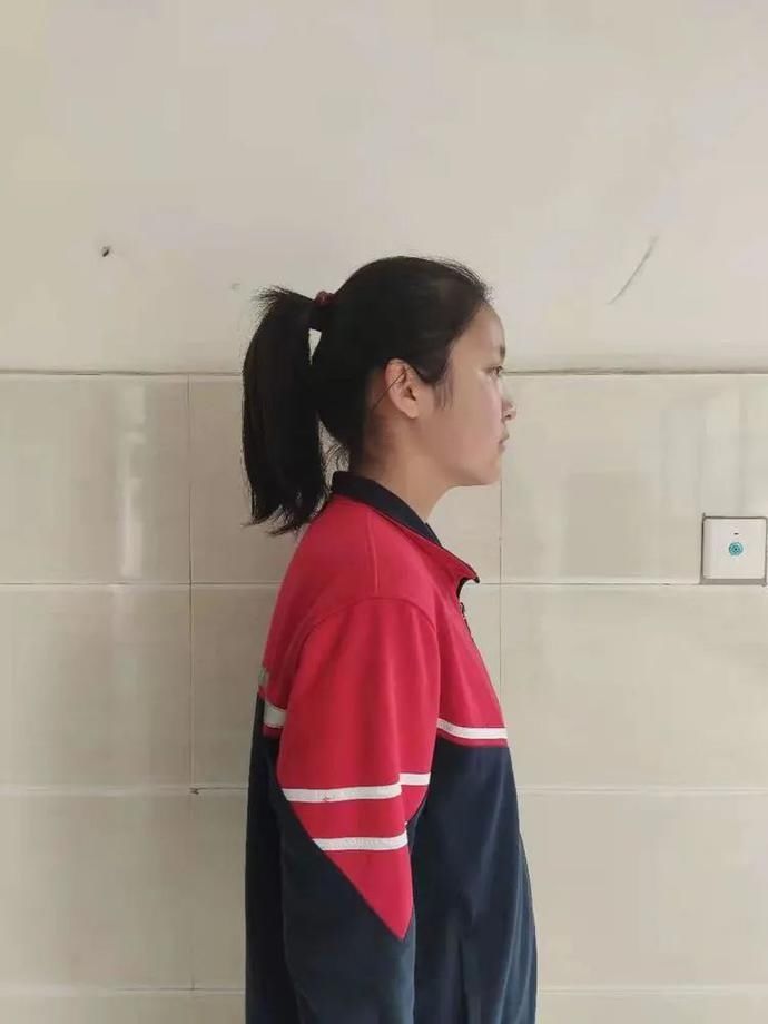 规范仪容仪表 做最美一二二学子