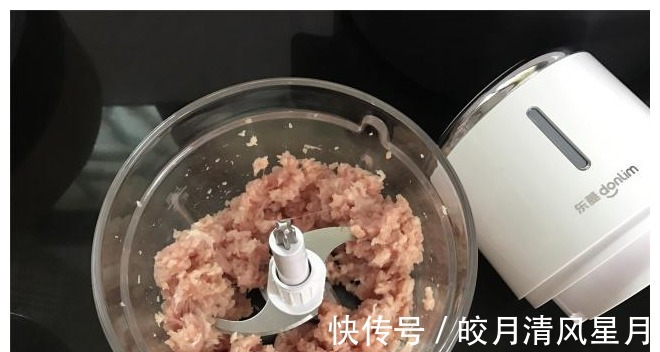 发菜谱|比老干妈还好吃的拌酱，做法简单，咸香有味，看着就流口水！