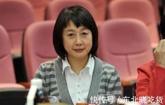 汪文华主持《曲苑杂坛》20年,与丈夫分居17年,这些年去哪了?