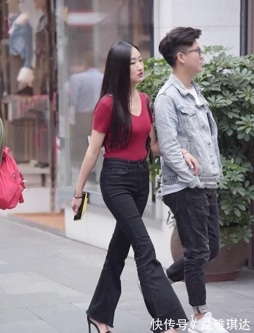 视觉感|打底裤突出优雅风格,打造自在随性,带来显高又显瘦的视觉感