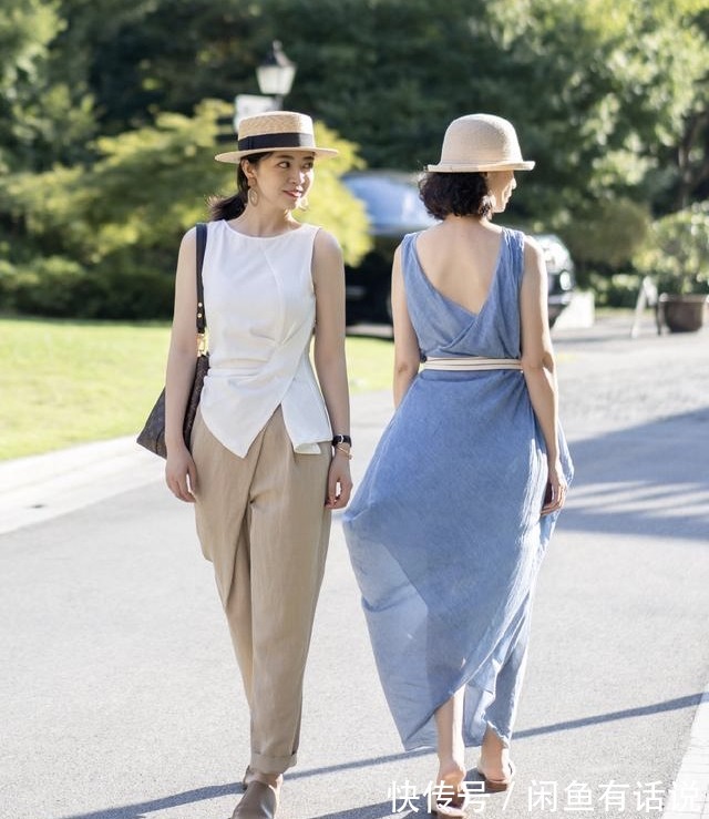 度假|暑期度假怎么穿才时髦上照?跟三木母女这样穿,每套都值得照搬