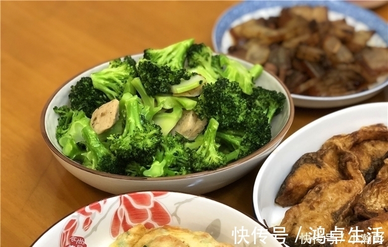 葱油饼|周日在亲戚家聚餐,亲戚做了六款客家菜,大家吃得尽兴又满足