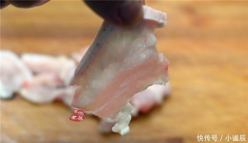 营养|此三样食材一起蒸,营养翻倍口感嫩,好吃不上火,十分钟出锅