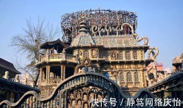 理想@中国老太5年花光6000万,建造了一座瓷宫,自己住在茅屋里