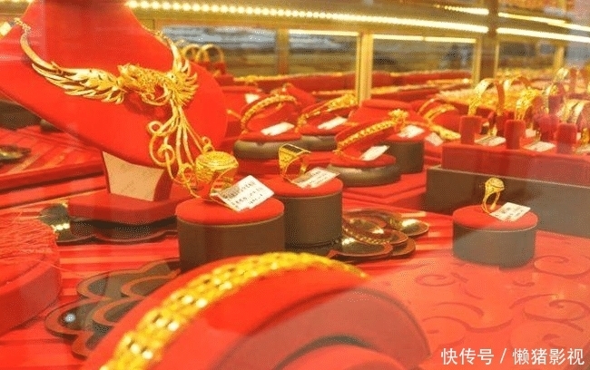 周大福、周生生、周大生、周六福,这些珠宝店