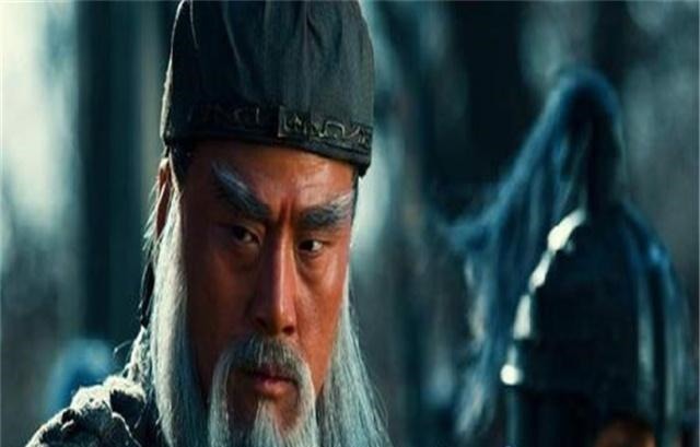 关胜!石宝武艺很强,如果关胜跟石宝大战五十回合,关胜能打败石宝吗!