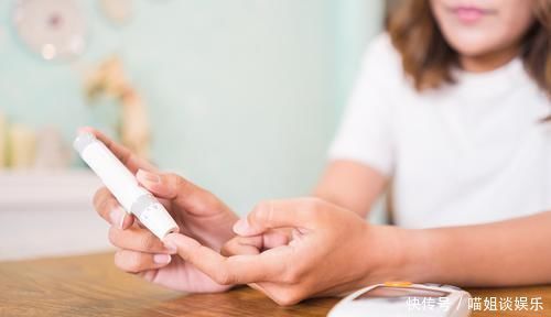 医生|糖尿病患者如何控制血糖平稳？医生：牢记6件事，稳定血糖不升高
