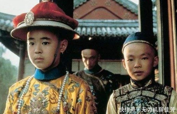 举办|为了举办登基典礼,溥仪拿出珍藏多年龙袍,却被日本人当场泼冷水