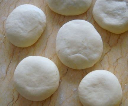 和面时，记得多加1种料，不管烙什么饼，都外酥里软，鲜香味十足