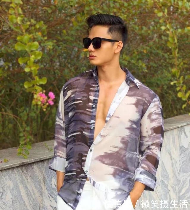 肌肉型男|肌肉男好酷，大只的胸肌好吸睛，真想靠在他的胸膛被他悉心呵护！