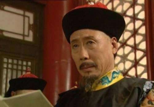 毛笔|雍正1岁抓周时,握着毛笔胡乱画了个字,康熙皇帝看到后脸色大变!