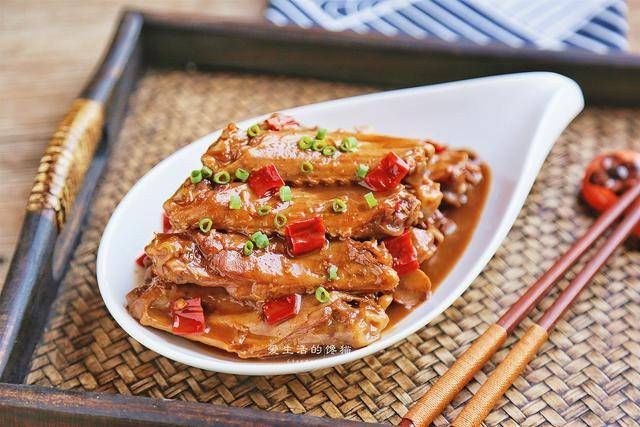  豆瓣酱|排名前6的下酒菜，没想到它打败所有肉类，网友：这喝多了选的吧