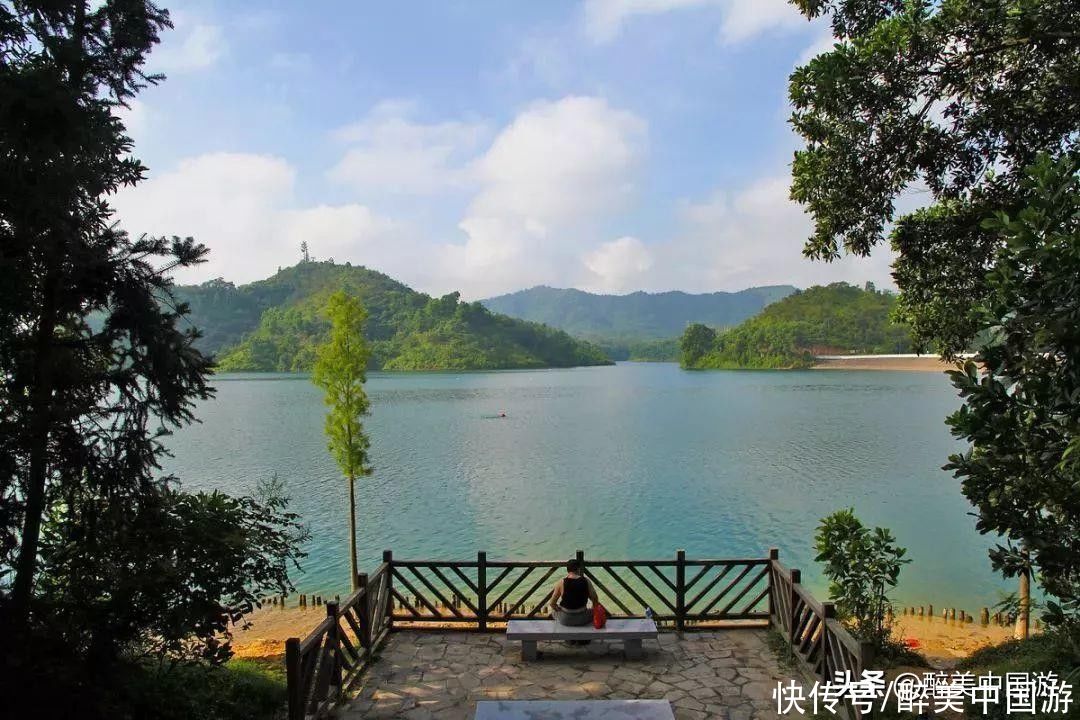 探访红花湖景区，环境清幽，山环水绕，环湖骑行好去处