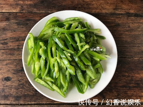 很多人忽略了此菜，人人吃得起，含蛋白质很高，比熬高汤还要好