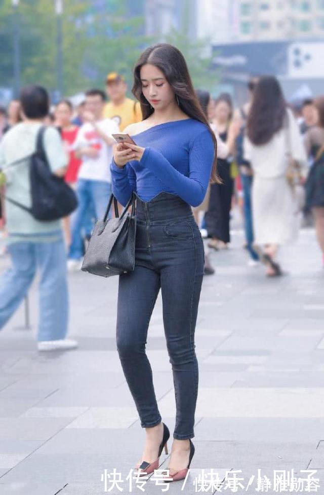 高腰牛仔裤 高腰牛仔裤,百搭又耐看,让整个人的气质充满着自信的魅力