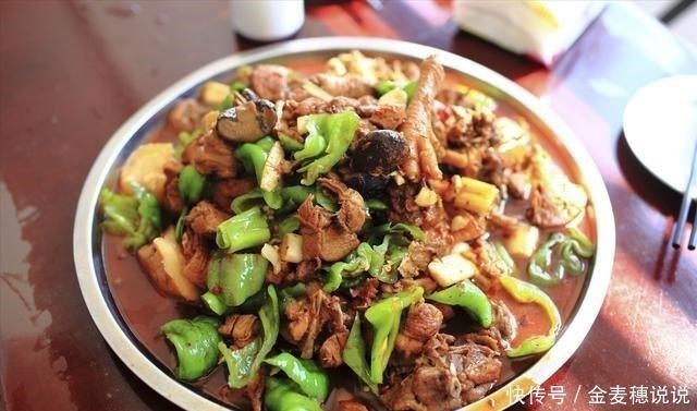 孩子们|带孩子们去外面吃饭，1个菜2碗饭，娘三吃得饱饱的