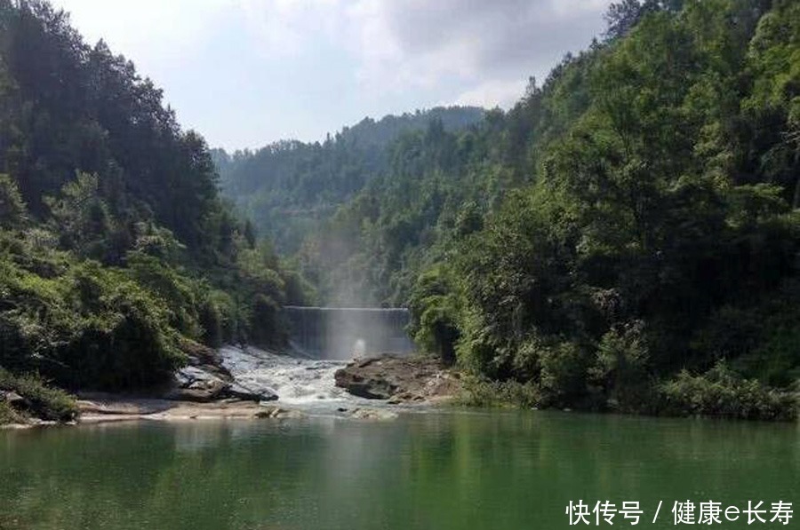  种地方|在水流很急的地方怎么钓鱼三种应对方式，不愁钓不到鱼