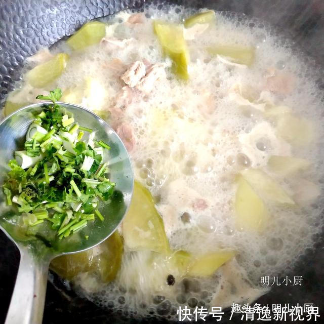炖牛肉时,有人焯水有人直接炖,都不对,大厨教你最好吃的做法