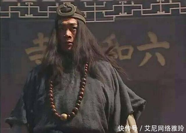 到底|武松到底是一个什么样的人?一个人,两把刀,兄弟情,真出家