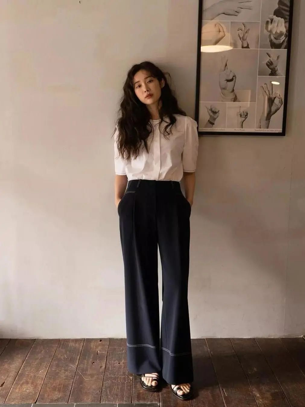 氛围感|渣女风过时了！今夏流行“氛围感”穿搭，气质又好看