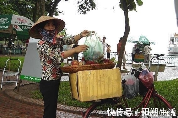 尖顶帽|从越南街头看百姓的真实生活，犹如中国上个世纪80年代