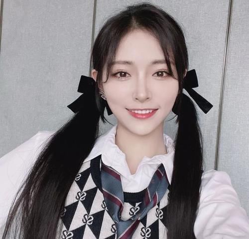 眼睛上有星星？Bling Bling的珠光眼影超级仙气！