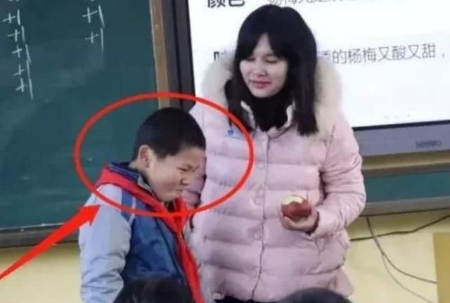 学习方法|班主任是自己亲爸妈什么感觉孩子卷子还没发,我就已经挨打了