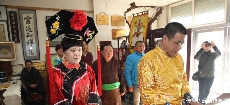 齐聚清|清朝灭亡100多年，满族后裔齐聚清永陵，乾隆后裔身穿龙袍祭祖