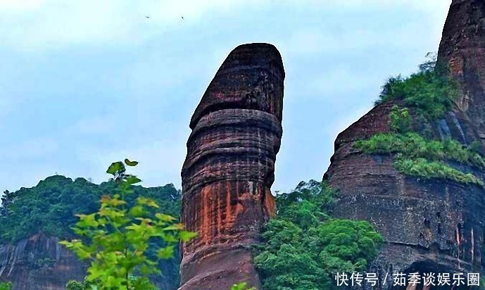 外国游客|丹霞山迷人的地貌，吸引了不少外国游客慕名而来，令她们惊叹不已