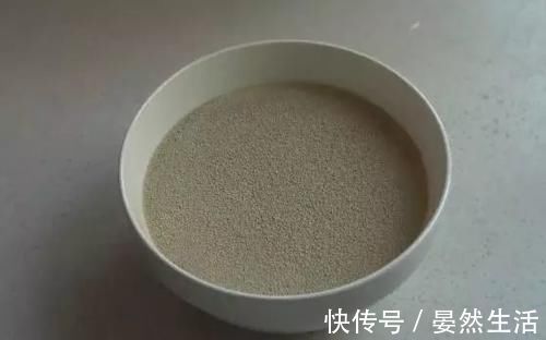 松软|这早餐，我隔三差五做给孩子吃，配方简单，香甜松软，比面包好吃