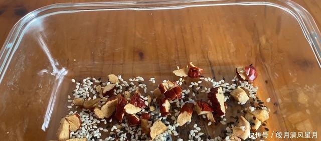 自从知道饺子皮还能这样做，再也不包饺子了，过年招待客人有面子