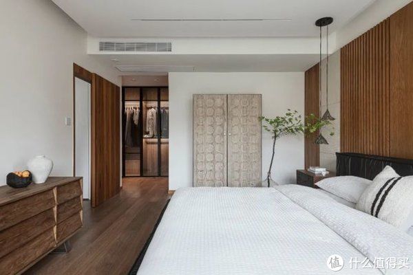 客厅|160㎡简约风的４室2厅，满足4口之家的所有美好想象！