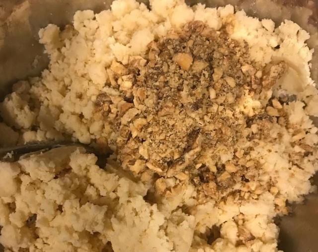 家庭版桃酥做法，不用烤箱就能做，咬上一口酥到掉渣，太好吃了