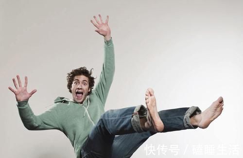 雄性激素|雄性激素分泌旺盛的男性,一般有这5大特征,占一个也是极好的