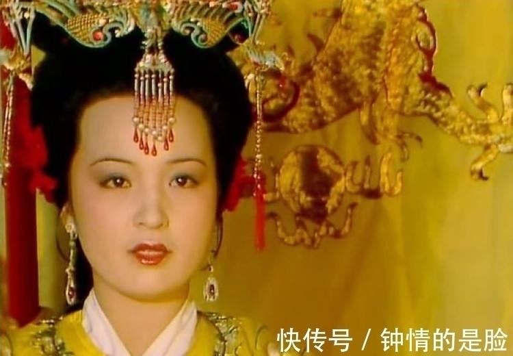 贾元春&贾元春省亲,给一个没见面的人送礼,暴露出她在皇宫里的尴尬