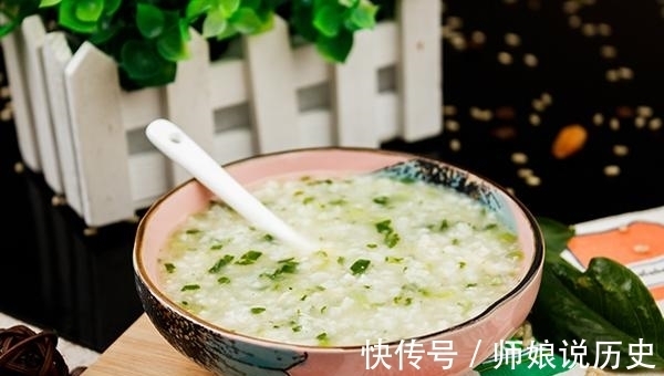 年纪越大,越要少吃米饭?澄清:关于老年饮食的3大误区